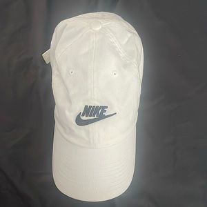 Nike Fitted Cap